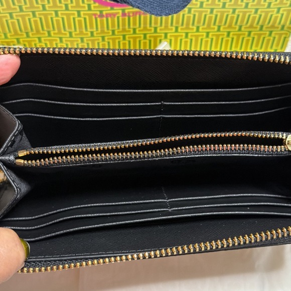 NWT Tory Burch Robinson Printed Zip Continental Wallet In Ocelot Leopard Print - Picture 8 of 12